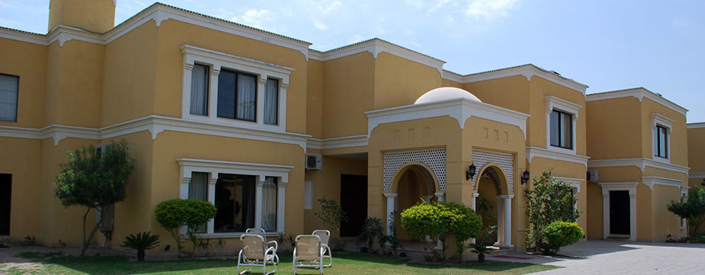 Hotel One Bahawalpur Bagian luar foto